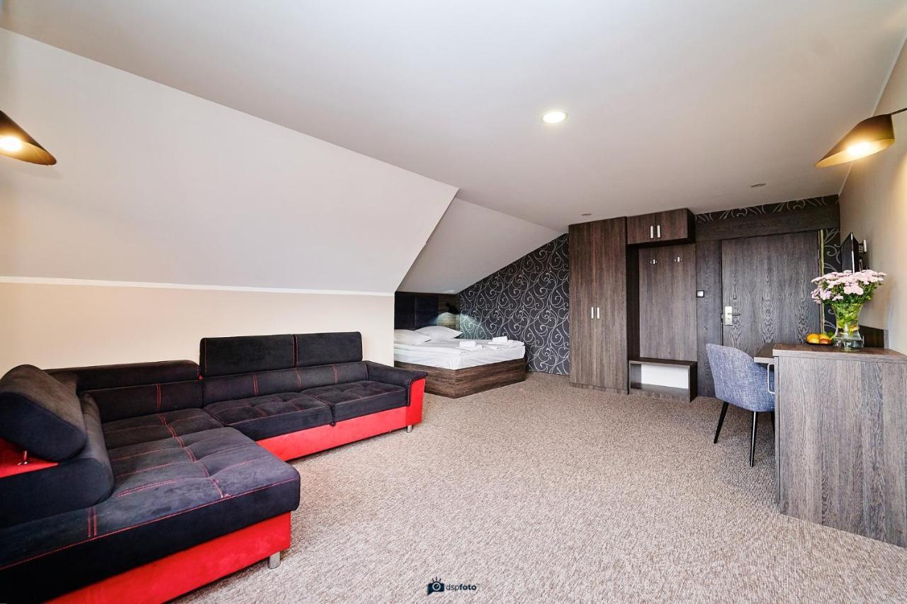 Hotel Gosciniec Pod Strzecha Mala Huta Exteriér fotografie