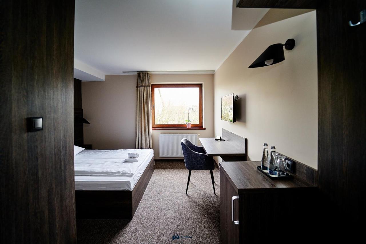 Hotel Gosciniec Pod Strzecha Mala Huta Exteriér fotografie