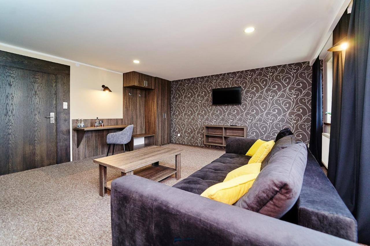 Hotel Gosciniec Pod Strzecha Mala Huta Exteriér fotografie